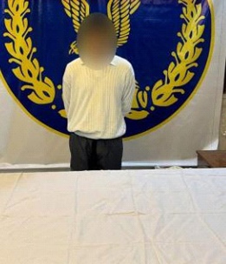 القبض على طالب تحرش بمدرسة وتعدي عليها بالضرب بالسلام 