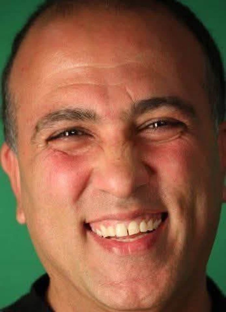 وفاة المخرج والكاتب طارق سعيد.. وحمزة العيلي ينعاه