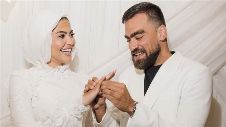 محمد مكاوي يحتفل بخطبته على الإعلامية هند فاروق