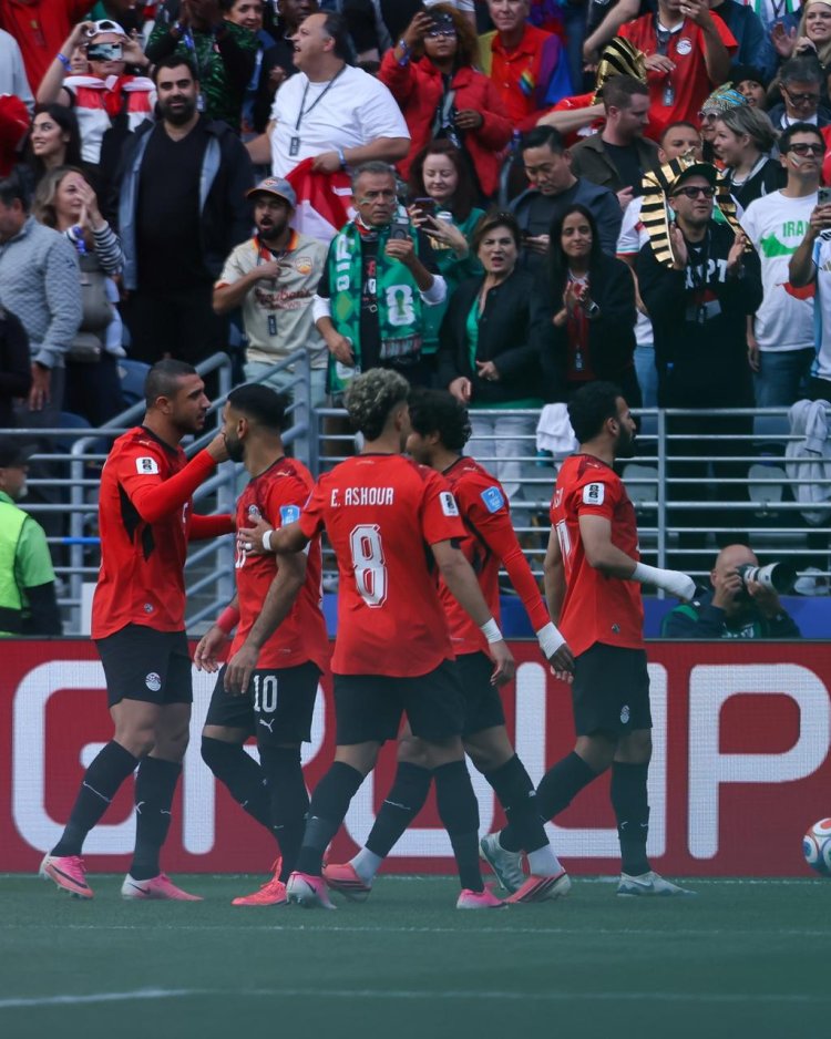 نهاية الشوط الأول.. تعادل مصر وإيران (1-1) في كأس العالم