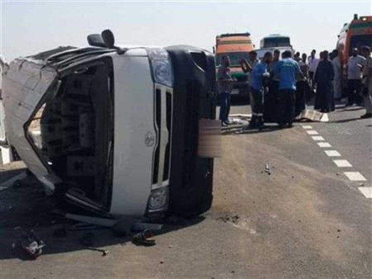 مصرع أمين شرطة وإصابة شخصين إثر انقلاب سيارة بطريق مصر إسكندرية الصحراوي