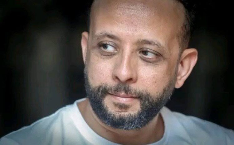 عمرو القاضي يروج لفيلم «أسد» بصورة البوستر ويكشف عن شخصيته في عصر المماليك