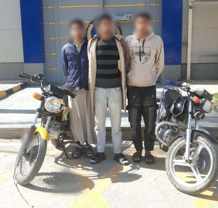 ضبط مرتكبي واقعة قيادة دراجتين ناريتين بشكل استعراضي بالتجمع الخامس 
