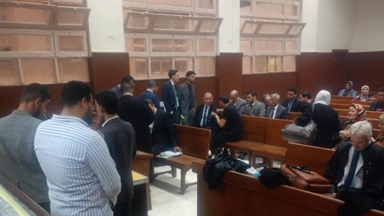 وصول رمضان صبحي للمحكمة لنظر قضية التزوير