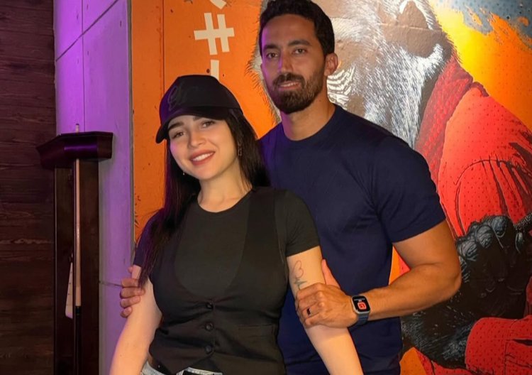 ​«بين الضحك واللعب».. مي عز الدين تتألق مع زوجها أحمد تيمور في صالة البلياردو