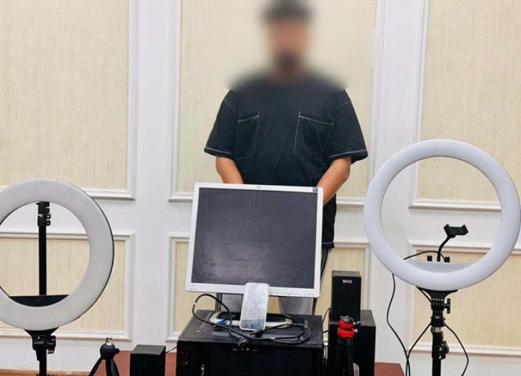 القبض على بلوجر شهير لبث مقاطع فيديو مخلة بالآداب العامة فى الزاوية الحمراء