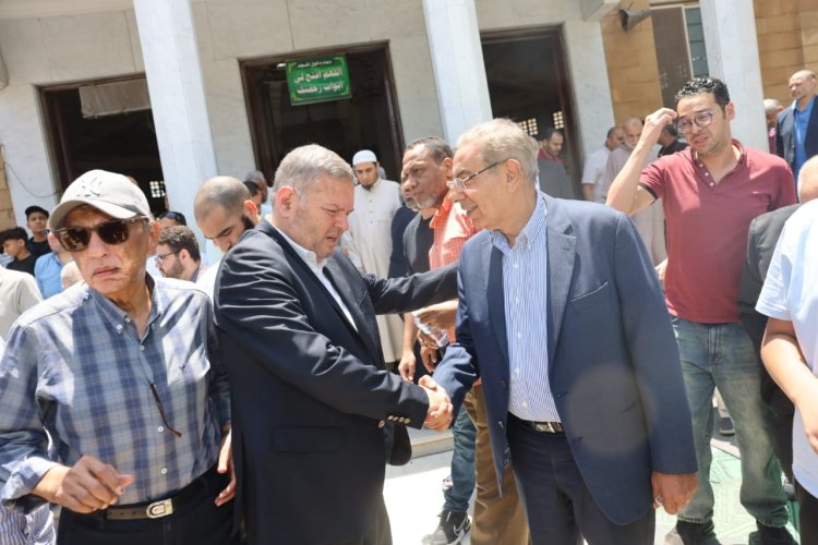 تشييع جثمان شقيقة أسامة هيكل وزير الإعلام السابق من مسجد السلام بمدينة نصر