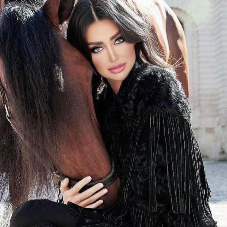 والدة الإعلامية الراحلة هبة الزياد تُناشد: احترموا حرمة الموت وكفاية إشاعات