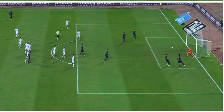 الزمالك يقلب تأخره بهدف إلى التقدم بهدفين على المصري بالشوط الأول