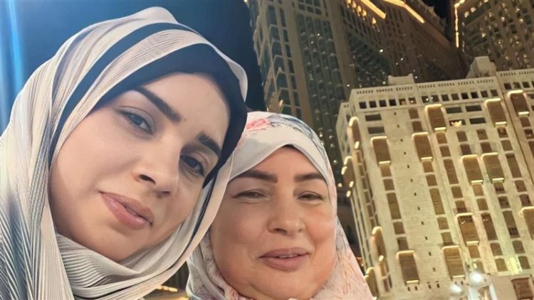 الإعلامية أسما سليمان تعلن وفاة والدتها برسالة مؤثرة: « يا كل دنيتنا»