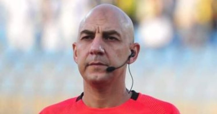 محمد عادل يواصل هجومه على أوسكار رويز: ربنا نجا التحكيم المصري منه