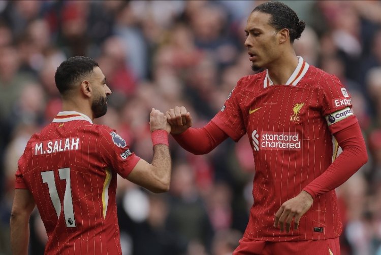 فان دايك يوجه رسالة مؤثرة لمحمد صلاح: أفتقده عندما ينطلق على الجناح