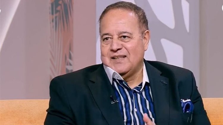 جمال الشاعر يكشف كواليس لقائه الأول بـ عمرو دياب: سابلي الكارت وطلع اسمه الهضبة