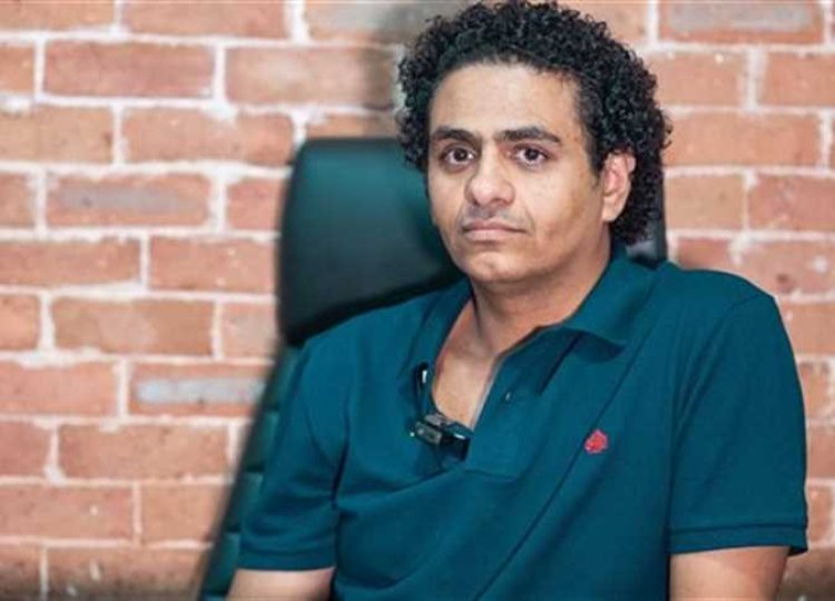 محمد صلاح العزب يعلق على واقعة القاضي المزيف عبر فيسبوك: عاش أسطورته 10 سنوات حتى سقط بالصدفة