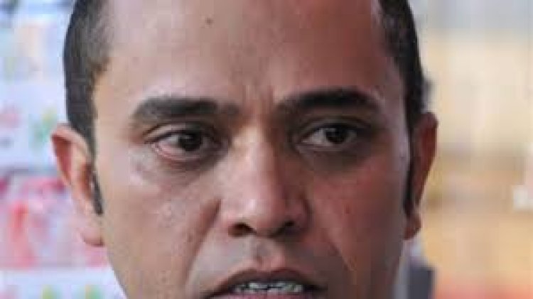   الفنان وائل علي يعلن موعد ومكان عزاء والدته الراحلة          