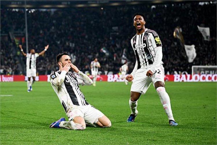 يوفنتوس يسحق نابولي بثلاثية في الدوري الإيطالي