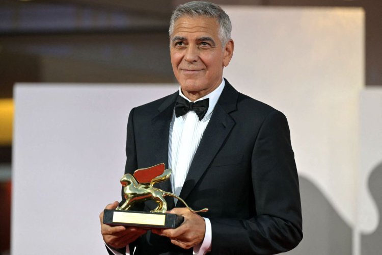 جورج كلوني بعد الأسد الذهبي: لا سينما بلا حرية.. ولا صحافة بلا شجاعة