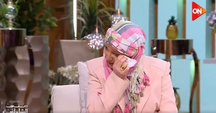 بعد أزمتها الأخيرة.. مشيرة إسماعيل باكية: كنت محتاجة حد يسندني