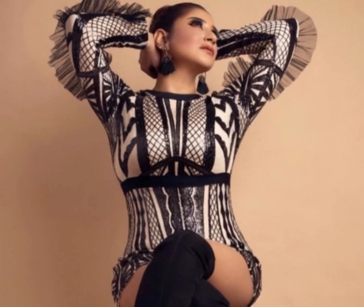 بإطلالة جذابة.. إنجي شرف تخطف الأنظار في أحدث ظهور عبر «فيسبوك»