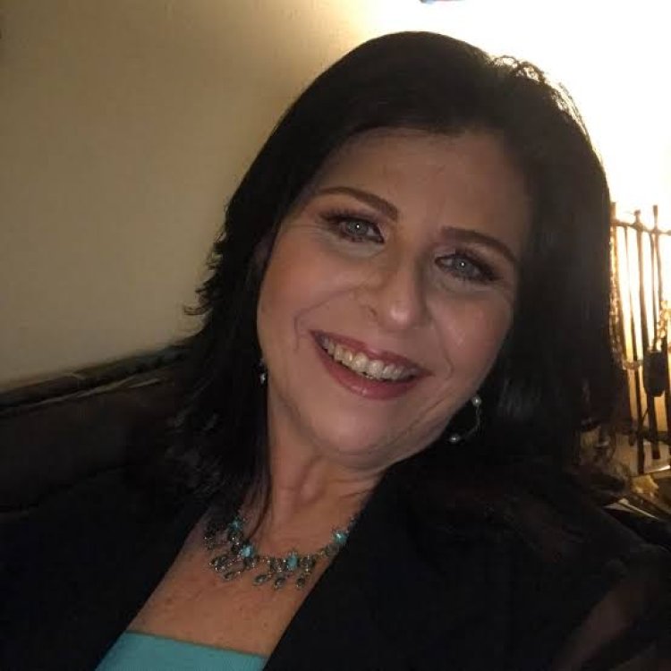 ​«فيلم هابط والمفروض نصدقه».. ميريت عمر الحريري تثير الجدل برسالة غامضة