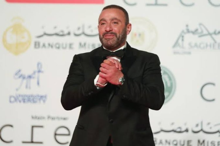 أحمد السقا يحيي ذكرى والده المخرج الراحل صلاح السقا برسالة مؤثرة
