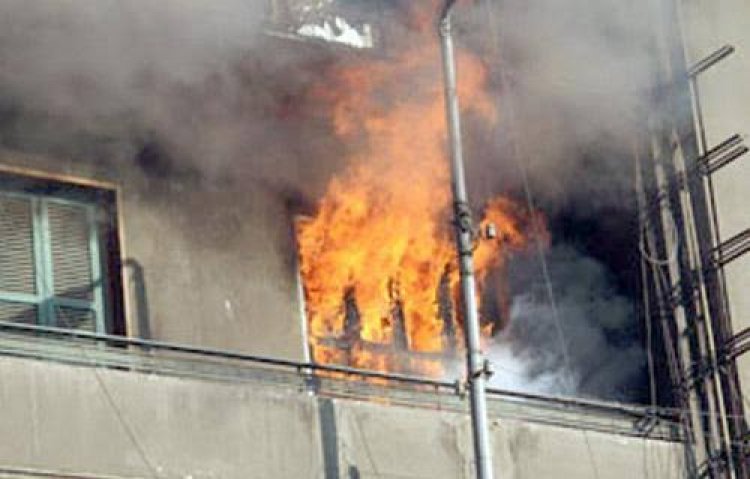 مصرع 4 من أسرة واحدة ونجاة 2 في حريق هائل داخل شقة سكنية بالهرم