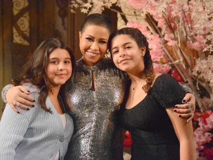 إفلاس الفنانة شيرين عبد الوهاب شائعة سخيفة