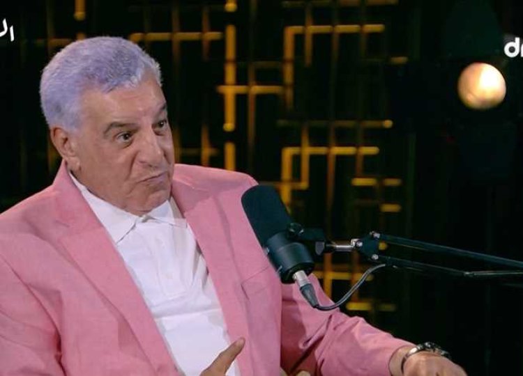 بعد الهجوم عليه من الإعلام الغربي.. زاهي حواس يكشف لأول مرة نصيحة عمر الشريف له