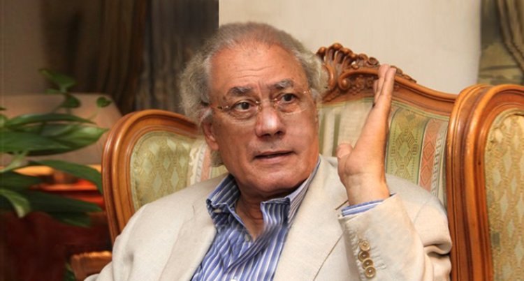 المؤلف محمد جلال عبد القوي يشكر كل من عزاه ووساه في وفاة نجله أحمد