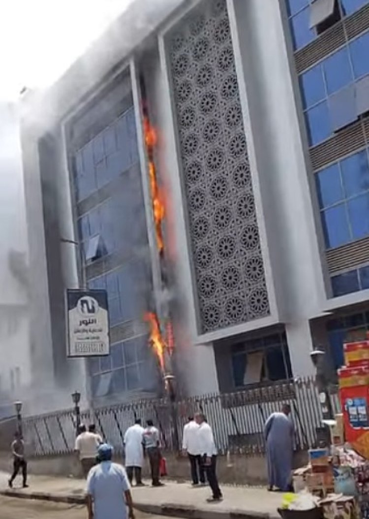 نشوب حريق فى مبني بمحيط مستشفى التأمين الصحي بمدينة نصر