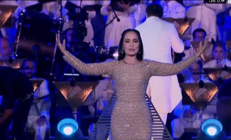 شريهان تطل باستعراض فرعوني رشيق بافتتاح المتحف الكبير