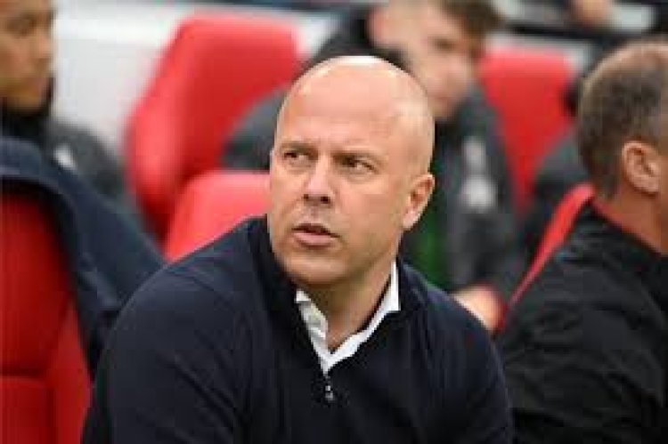 بعد تعرضه لانتقادات بسبب أدائه.. آرني سلوت مدرب ليفربول يدافع عن محمد صلاح