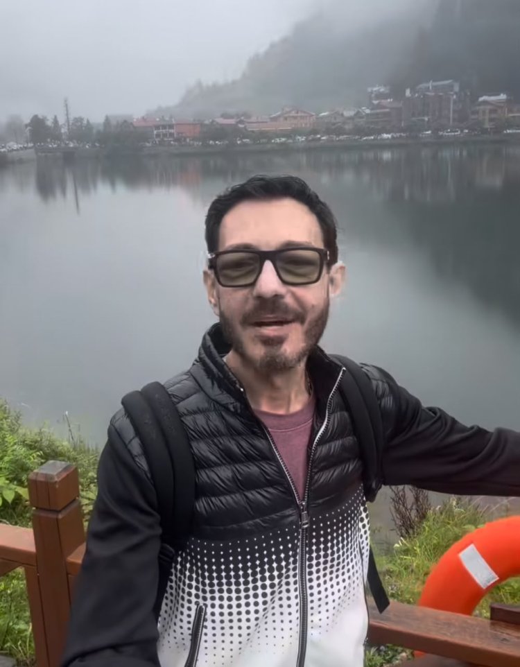 بعد إنجاب ليلى زاهر لمولودتها.. أحمد زاهر يعبر عن سعادته: «أنا بقيت جدو خلاص»