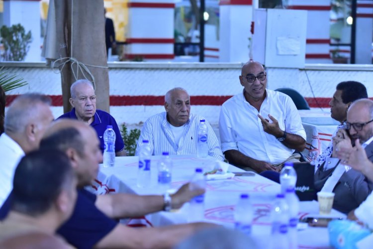 عاجل.. رموز الزمالك يناشدون القيادة السياسية لحل أزمة "أرض أكتوبر"