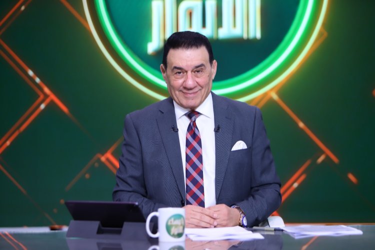 مدحت شلبي يهنئ منتخب مصر بعد التأهل التاريخي: جددوا لحسام حسن.. ومن شكك فيه "يدخل الجحر"