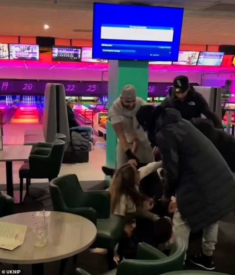 حادث شجار مروع يهز صالة البولينج في لندن.. فيديو