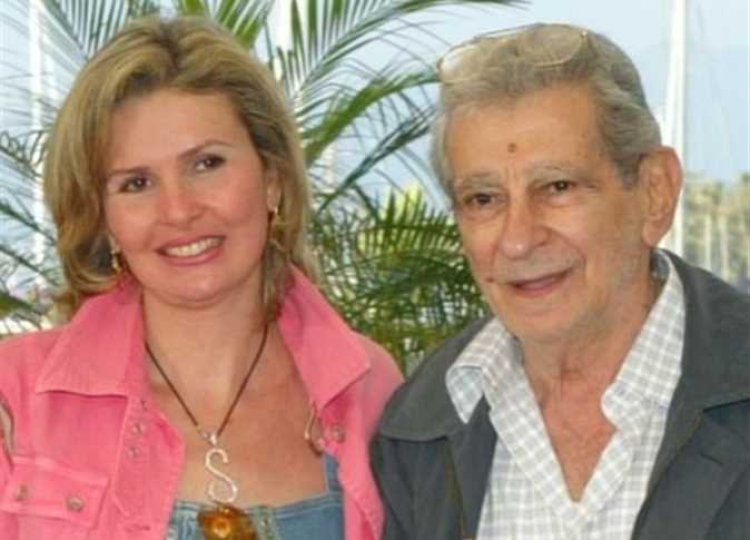 «مكانك في قلبي بيكبر يوم بعد يوم».. يسرا تحيي ذكرى رحيل المخرج يوسف شاهين