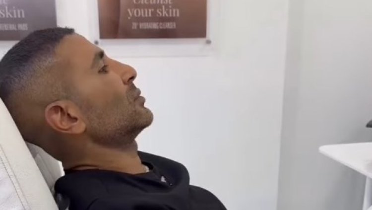 «أحسن القرارت اللي خدتها».. أحمد سعد يبدأ في إزالة الوشم من على يده