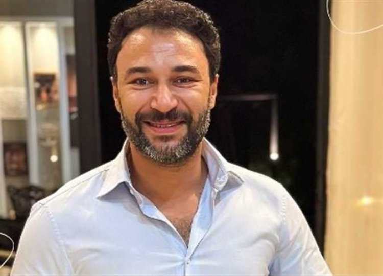 الفنان محمد العمروسي يحرر محضرًا ضد طليقته بقسم الشرطة