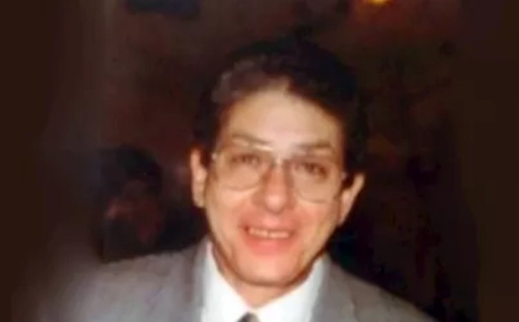 رحيل كاتب زنقة الستات.. الموت يغيب السيناريست فاروق عطية بعد صراع مع المرض