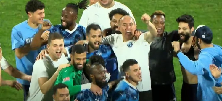 في انتظار قرار "كاس".. بيراميدز يحتفل بالدوري رغم تتويج الأهلي باللقب | صور