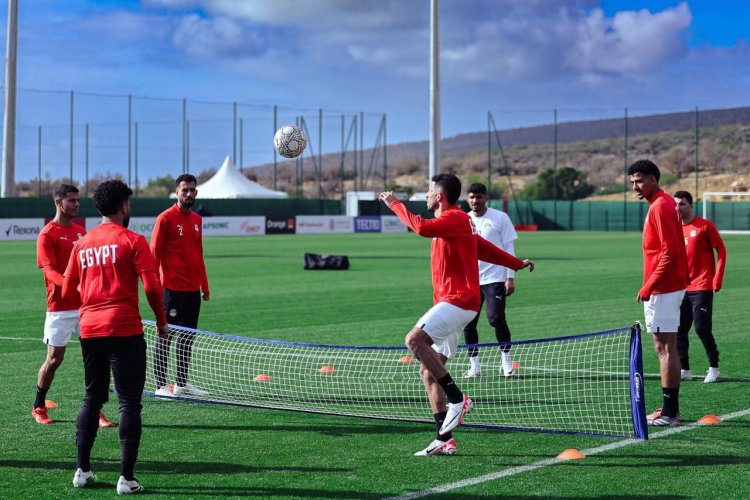 منتخب مصر يختتم استعداداته لمواجهة أنجولا.. تعرف على موعد المباراة 