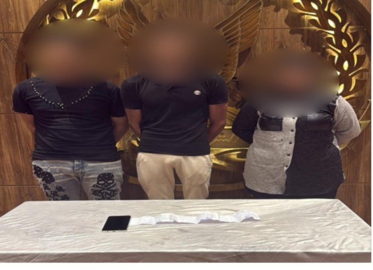 القبض على فتاة وشابين سرقوا شابا في النزهة