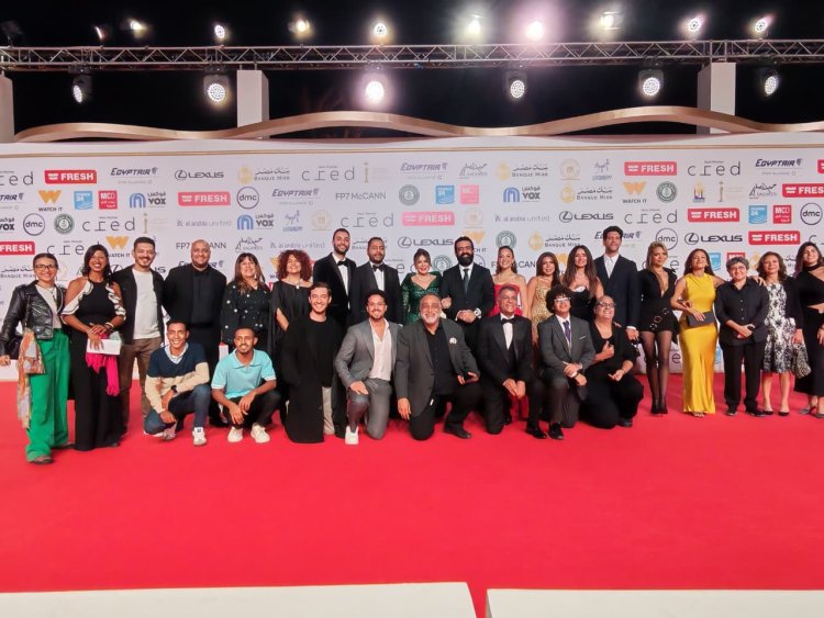 بحضور نجوم الفن.. زينة وناهد السباعي وصابرين يحتفلون بعرض فيلم "بنات الباشا" في مهرجان القاهرة 