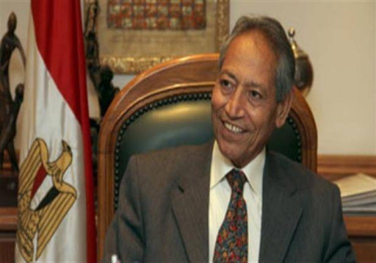عضو بأمناء الحوار الوطني: أطالب بإلغاء وزارة التعاون الدولي لأنها تفاقم أزمة الدين العام