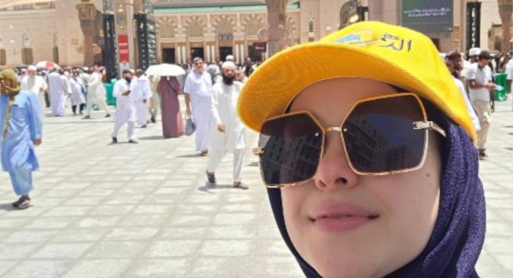 زوجة سامح حسين من الأراضي المقدسة: «بحب المدينة»