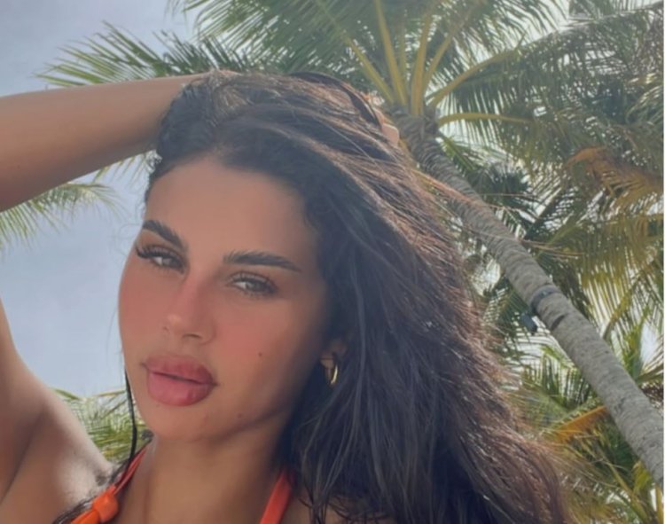 منة عرفة تثير الجدل بعد ظهورها بملامح مختلفة.. هل أجرت عملية تجميل؟
