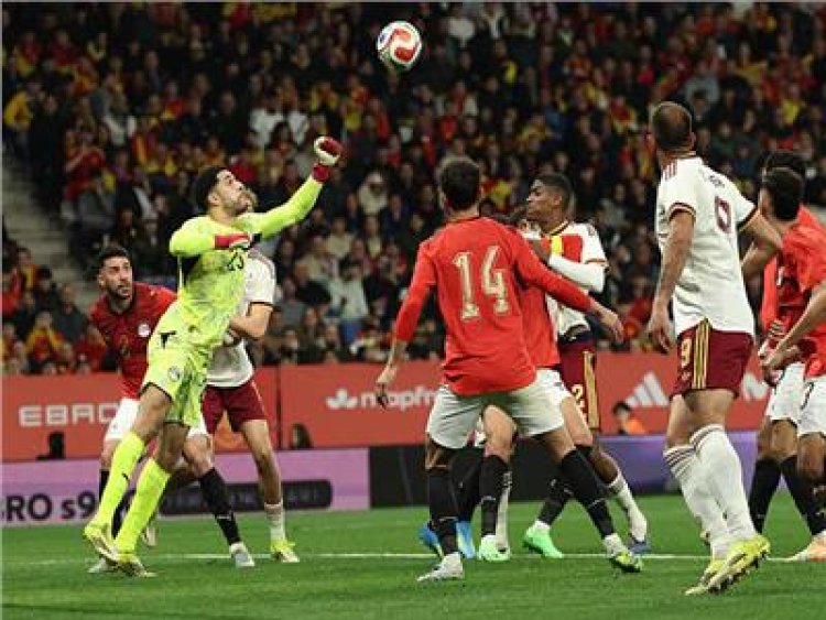 بعشرة لاعبين.. منتخب مصر يفرض التعادل السلبي على إسبانيا