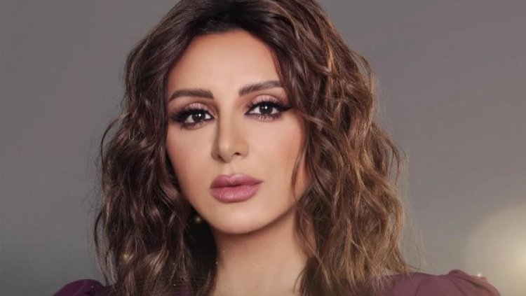 بعد تعرضها لوعكة صحية.. الشاعر أيمن بهجت قمر يساند أنغام