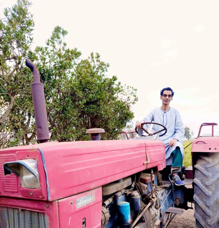 من قلب ريف المنوفية.. محمود فارس يستحضر روح الساحر ويعلن عن البشاير 2